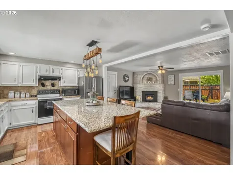 1425 NE Garden Court Keizer OR 97303