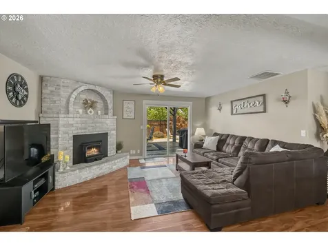 1425 NE Garden Court Keizer OR 97303