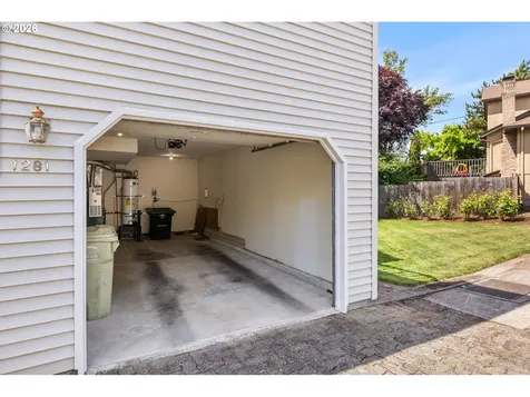1281 NW Weybridge Way Beaverton OR 97006