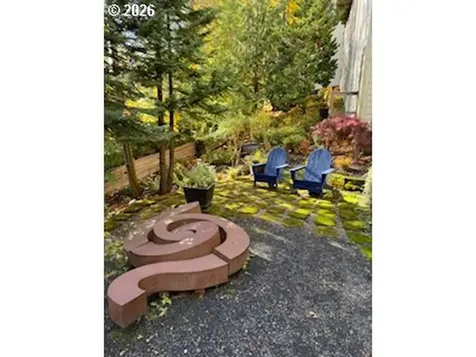 1716 SW High Street Portland OR 97201