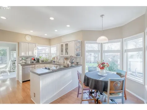 925 Scepter Court NE Salem OR 97301