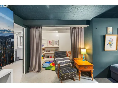 1112 NE 160th Avenue Portland OR 97230