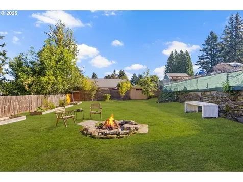 1112 NE 160th Avenue Portland OR 97230
