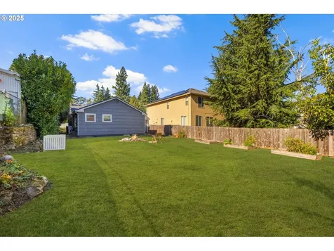 1112 NE 160th Avenue Portland OR 97230