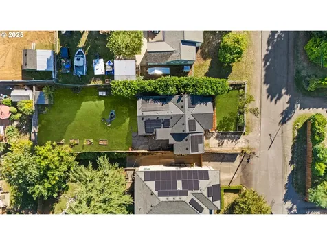 1112 NE 160th Avenue Portland OR 97230