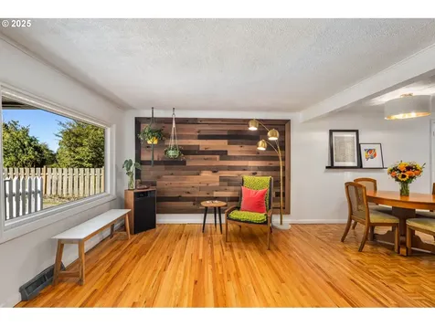 1112 NE 160th Avenue Portland OR 97230