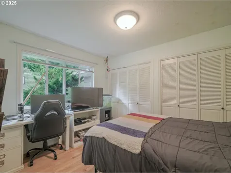 183 W Grand Avenue Astoria OR 97103