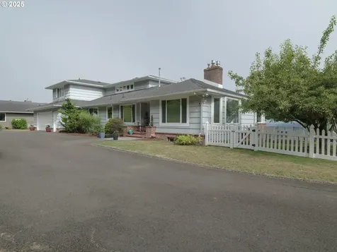 183 W Grand Avenue Astoria OR 97103