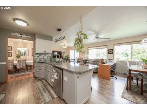 4405 NE 29th Avenue Vancouver WA 98663