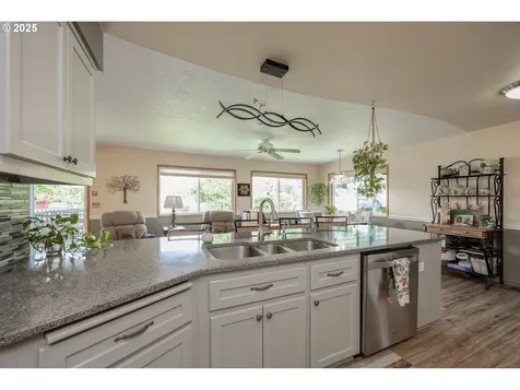 4405 NE 29th Avenue Vancouver WA 98663