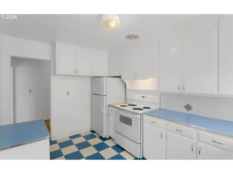 312 NE 61st Avenue Portland OR 97213