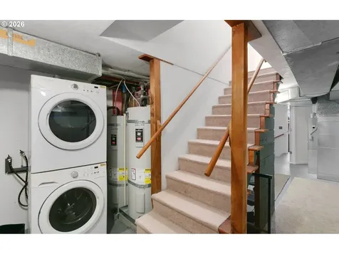 312 NE 61st Avenue Portland OR 97213