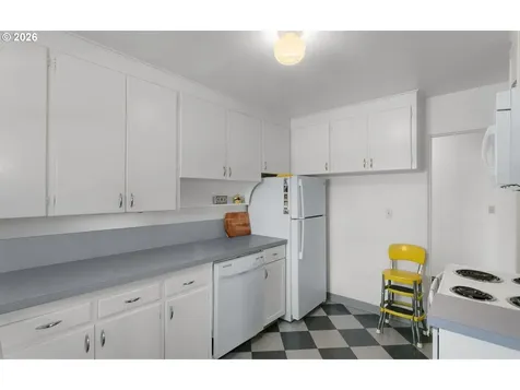 312 NE 61st Avenue Portland OR 97213