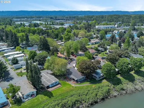2201 N Menzies Drive Portland OR 97217