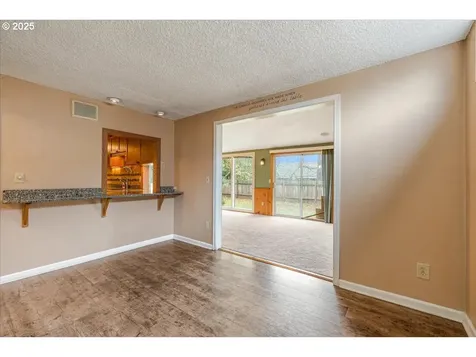 9709 NW 21st Avenue Vancouver WA 98665