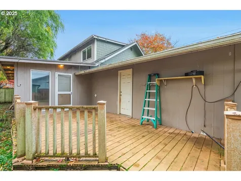 9709 NW 21st Avenue Vancouver WA 98665