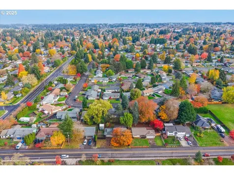 9709 NW 21st Avenue Vancouver WA 98665