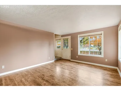 9709 NW 21st Avenue Vancouver WA 98665