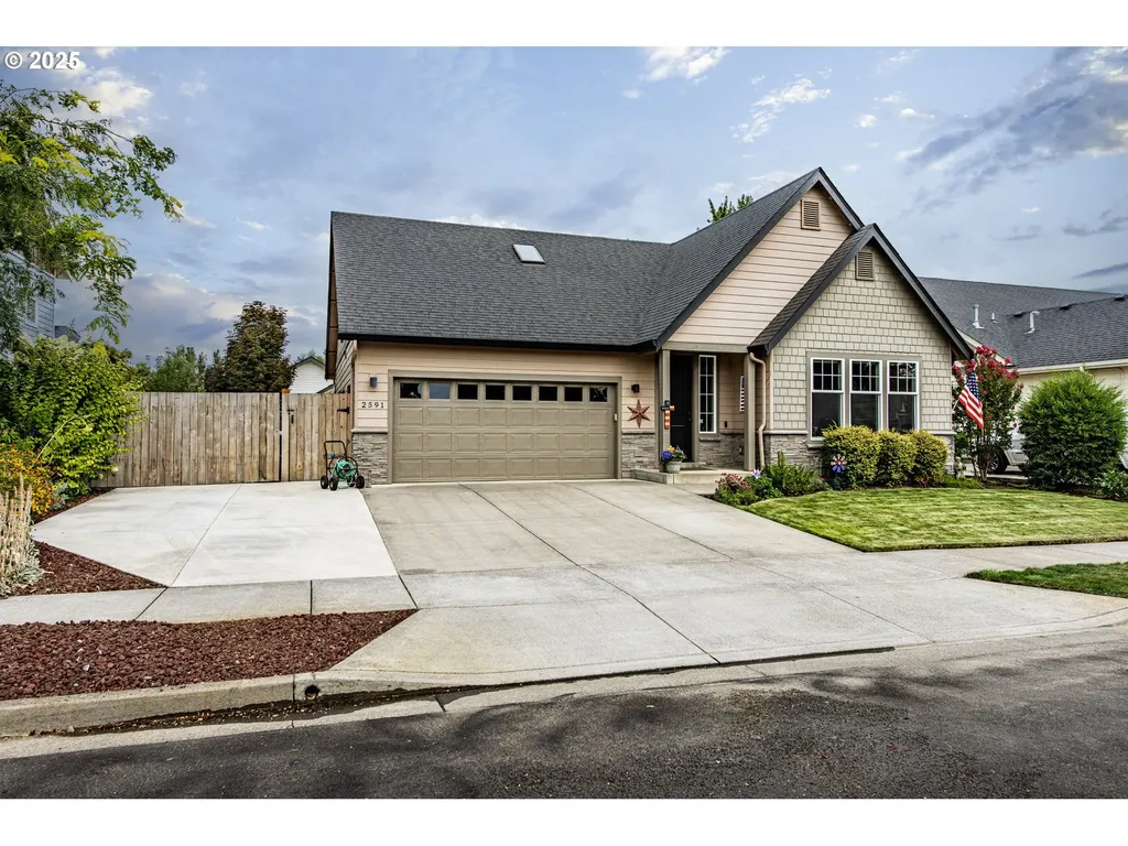 2591 16th Street Springfield OR 97477