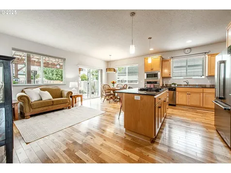 2591 16th Street Springfield OR 97477