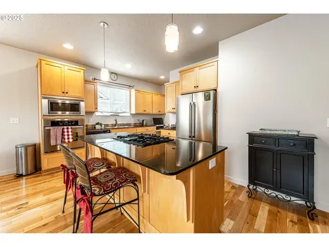 2591 16th Street Springfield OR 97477