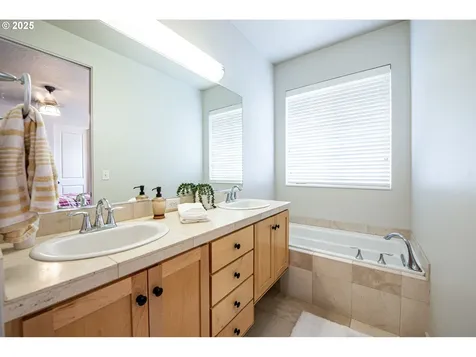 2591 16th Street Springfield OR 97477