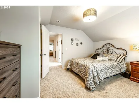 2591 16th Street Springfield OR 97477