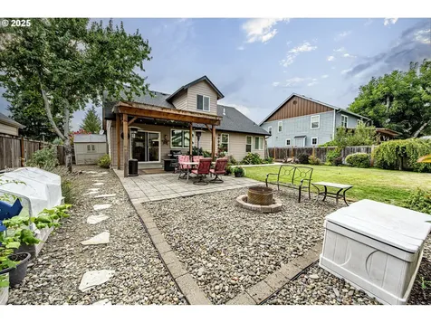 2591 16th Street Springfield OR 97477
