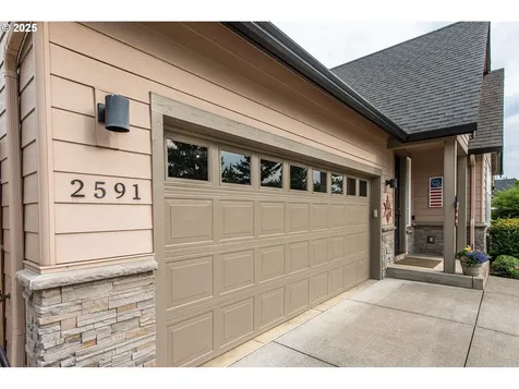 2591 16th Street Springfield OR 97477