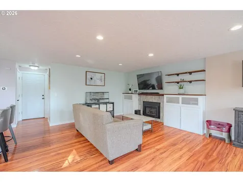 705 NE 158th Avenue Vancouver WA 98684