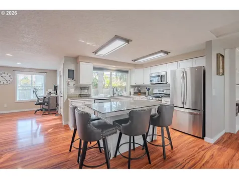 705 NE 158th Avenue Vancouver WA 98684