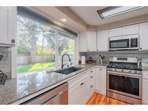 705 NE 158th Avenue Vancouver WA 98684
