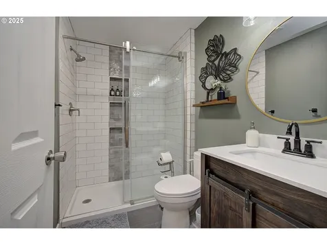 7716 NE 136th Avenue Vancouver WA 98682