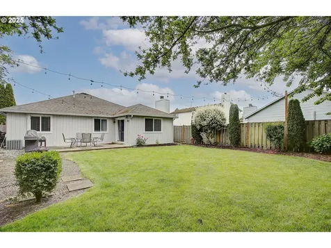 7716 NE 136th Avenue Vancouver WA 98682