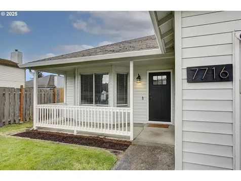 7716 NE 136th Avenue Vancouver WA 98682