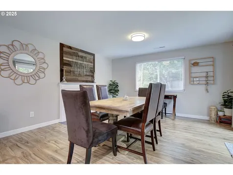 7716 NE 136th Avenue Vancouver WA 98682