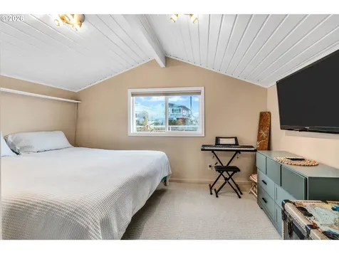 1777 N Jantzen Avenue Portland OR 97217
