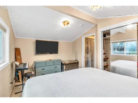 1777 N Jantzen Avenue Portland OR 97217