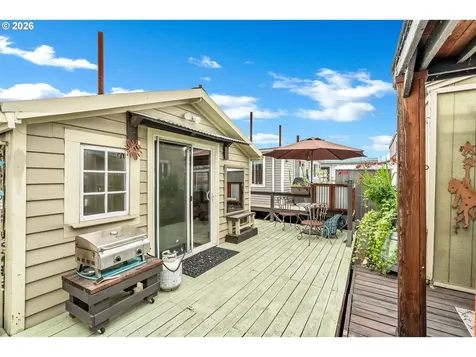 1777 N Jantzen Avenue Portland OR 97217
