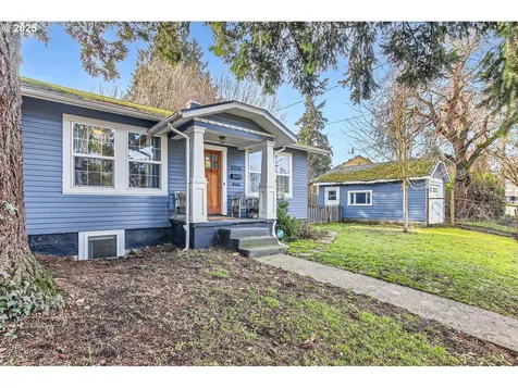 8334 N Fessenden Street Portland OR 97203
