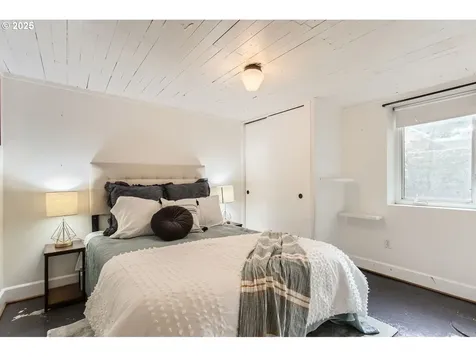 8334 N Fessenden Street Portland OR 97203