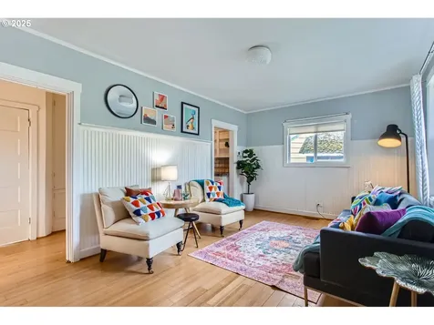 8334 N Fessenden Street Portland OR 97203