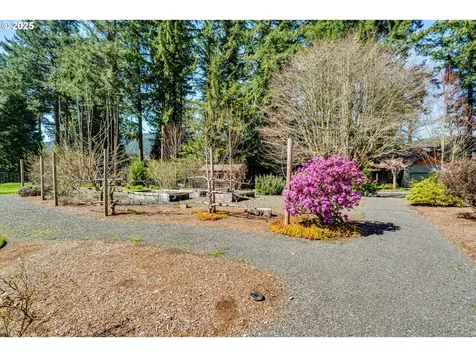 43081 Deerhorn Road Springfield OR 97478