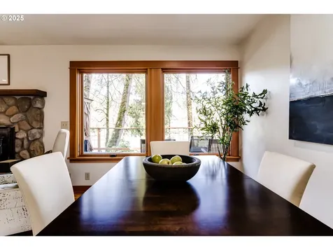 43081 Deerhorn Road Springfield OR 97478