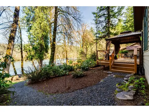 43081 Deerhorn Road Springfield OR 97478