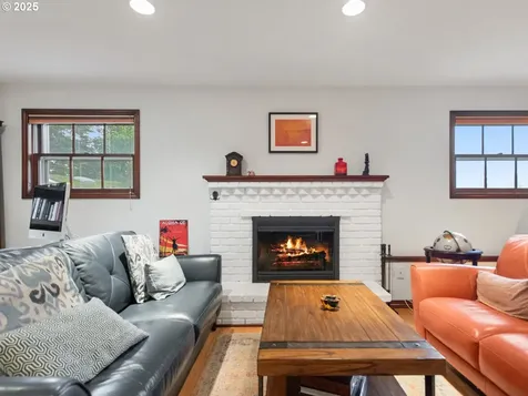 17640 Tree Top Way Lake Oswego OR 97034
