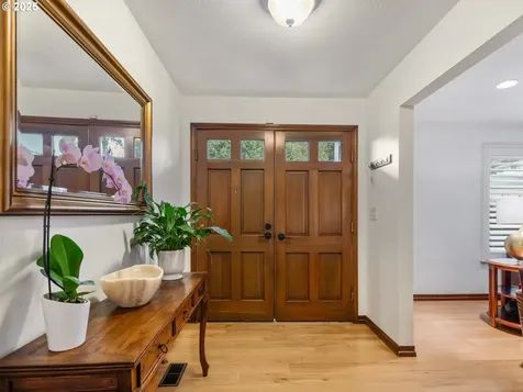17640 Tree Top Way Lake Oswego OR 97034