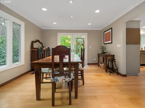 17640 Tree Top Way Lake Oswego OR 97034