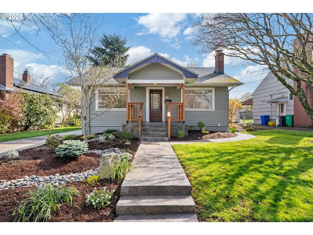 6114 SE 22nd Avenue Portland OR 97202