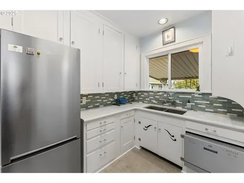 6114 SE 22nd Avenue Portland OR 97202